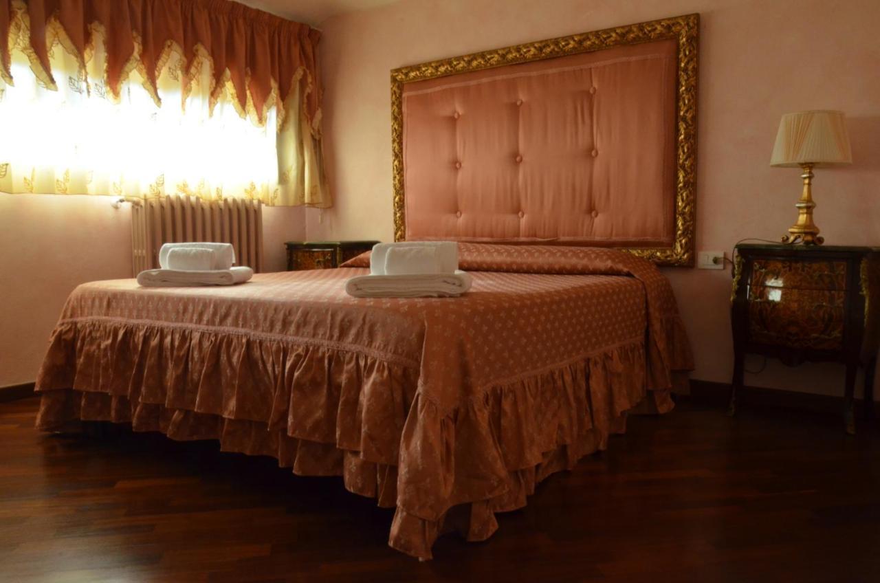 Maison Brinati Bed And Breakfast Monsummano Terme Bagian luar foto